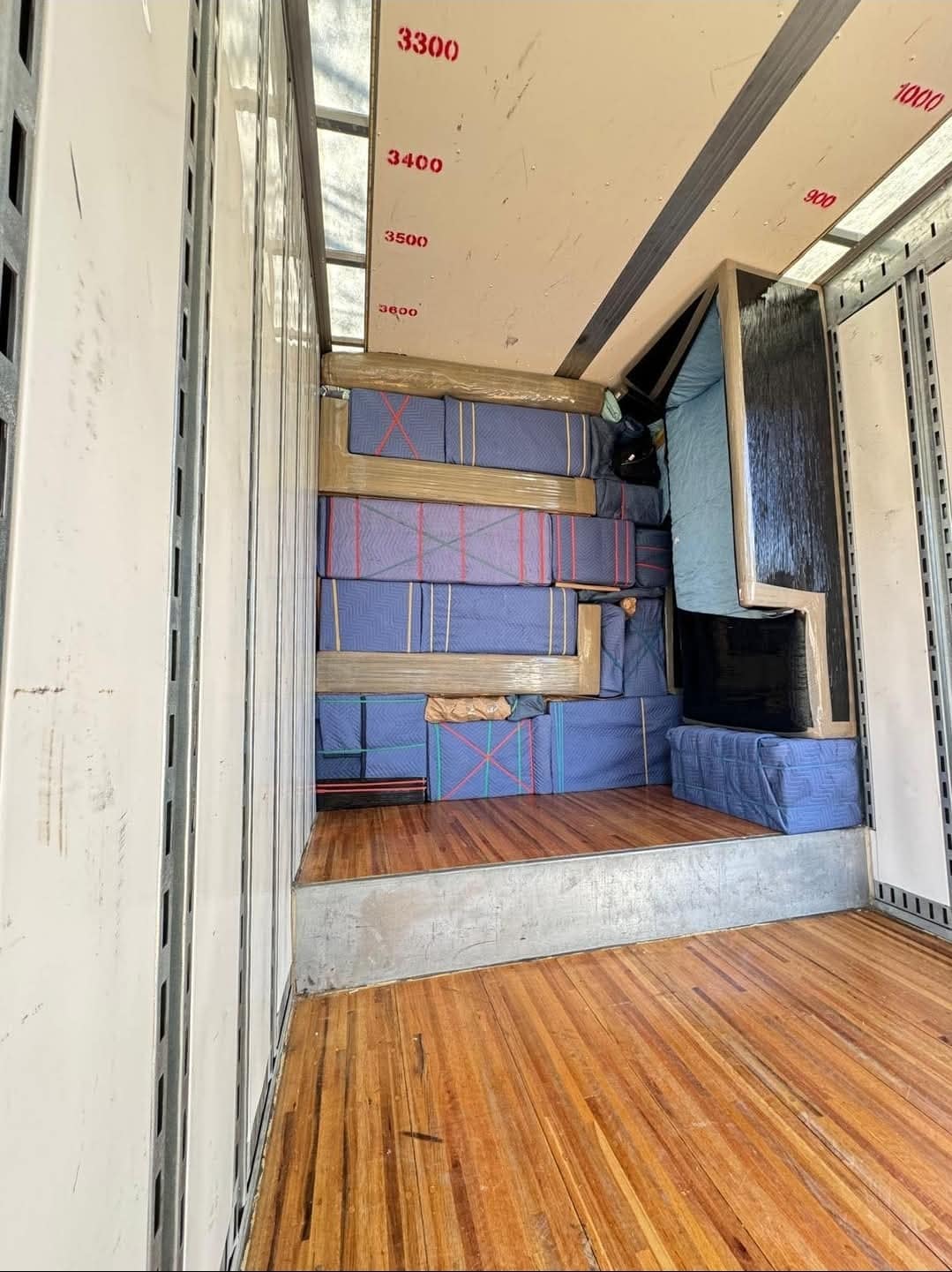 professional truck loading help